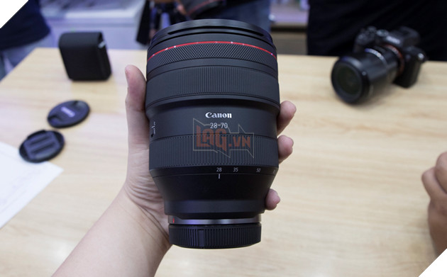 Trên tay nhanh Canon EOS R - siêu phẩm Mirrorless Full Frame đầu tiên của Canon 13