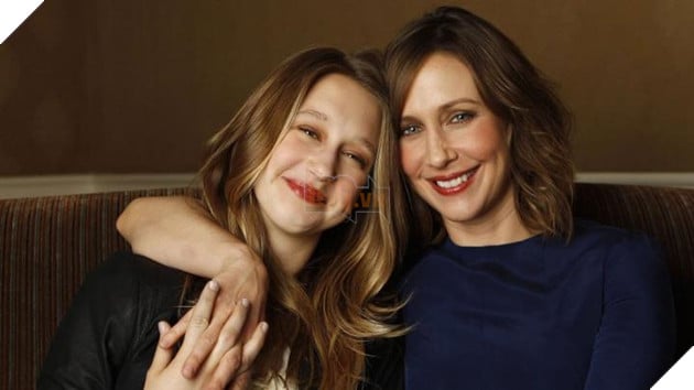 Giải thích ý nghĩa đoạn kết bị cắt và từng Easter Eggs tồn tại trong The Nun mà bạn đã bỏ qua 3