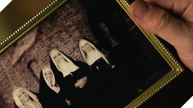 Giải thích ý nghĩa đoạn kết bị cắt và từng Easter Eggs tồn tại trong The Nun mà bạn đã bỏ qua 2