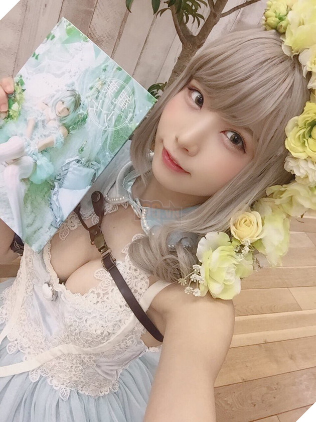 Đi diễn chơi 1 ngày, nữ cosplayer số 1 Nhật Bản nhẹ nhàng kiếm hơn 2 tỷ đồng trong nháy mắt - Ảnh 1.