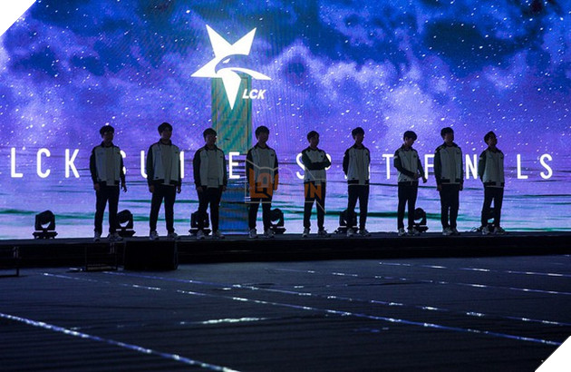 LMHT: Vô địch LCK mùa Hè 2018, ngôi sao trẻ đường giữa của KT Rolster bắt đầu muốn vượt qua cả Faker - Ảnh 4.