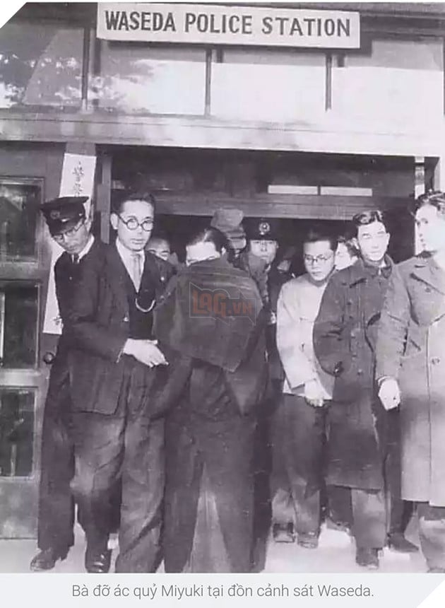 Ba do tu dia nguc: Nguoi dan ba tan doc nhat lich su Nhat Ban, giet hai hang tram tre so sinh roi giau xac khap thanh pho. 5 Bà đỡ từ địa ngục: Người đàn bà tàn độc nhất lịch sử Nhật Bản, giết hại hàng trăm trẻ sơ sinh rồi giấu xác khắp thành phố. 5