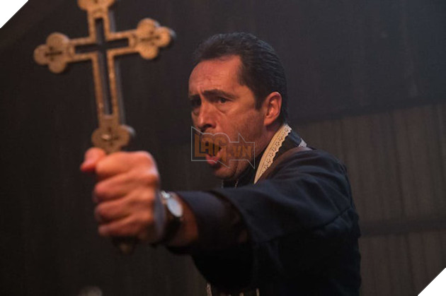 Không chỉ là phim kinh dị, The Nun còn giúp bạn tránh bị ma ám với 17 bài học hữu ích sau đây - Ảnh 11.