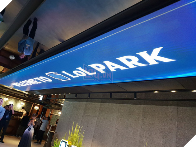 LMHT: Nhà thi đấu mới của LCK 2019 - LoL Park chính thức khánh thành, bị game thủ chê là...quá tù túng - Ảnh 4.