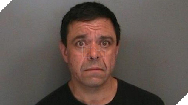 Dọa giết một đứa trẻ 11 tuổi trong Fortnite, người đàn ông này bị cảnh sát tống thẳng vào ngục - Ảnh 1.