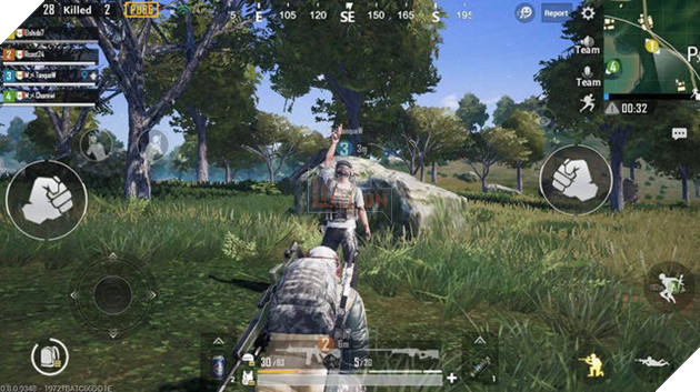 Người chơi sử dụng Flare Gun phải hướng tâm lên trời mới đúng chuẩn.