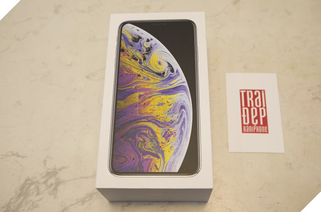 Trải nghiệm nhanh iPhone Xs Max Silver 256GB đầu tiên tại Việt Nam 2