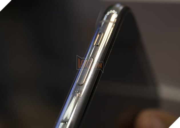 Trải nghiệm nhanh iPhone Xs Max Silver 256GB đầu tiên tại Việt Nam 16