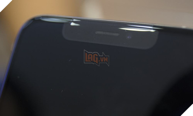 Trải nghiệm nhanh iPhone Xs Max Silver 256GB đầu tiên tại Việt Nam 20