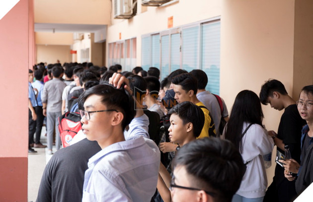 Toàn cảnh trận Chung Kết VCS Mùa Hè 2018 - Hào hứng chào mừng Phong Vũ Buffalo với tấm vé CKTG 4