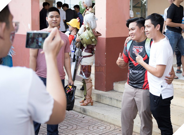 Toàn cảnh trận Chung Kết VCS Mùa Hè 2018 - Hào hứng chào mừng Phong Vũ Buffalo với tấm vé CKTG 6