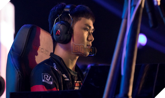 Toàn cảnh trận Chung Kết VCS Mùa Hè 2018 - Hào hứng chào mừng Phong Vũ Buffalo với tấm vé CKTG 33