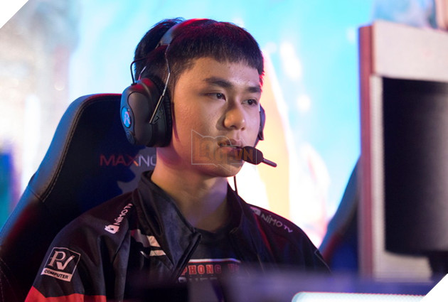 Toàn cảnh trận Chung Kết VCS Mùa Hè 2018 - Hào hứng chào mừng Phong Vũ Buffalo với tấm vé CKTG 39