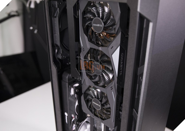 Trên tay nhanh Gigabyte RTX 2080 Gaming OC 8GB - Chiếc RTX 2080 rẻ nhất giá chỉ 26 củ  23