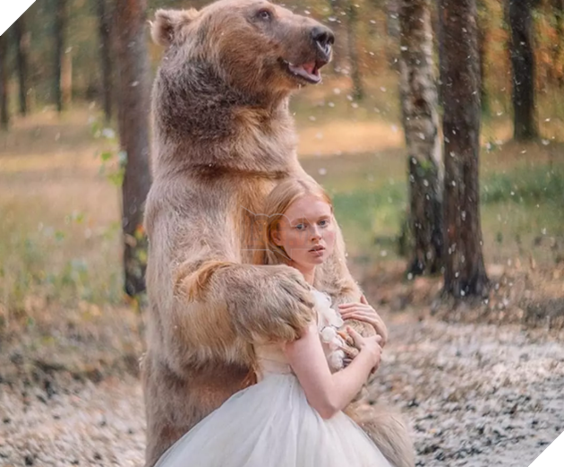 Bị 'chỉ trích' 'ăn bám' ba mẹ nuôi, chú gấu quyết tâm đi làm người mẫu kiếm tiền 'khẳng định bản thâ