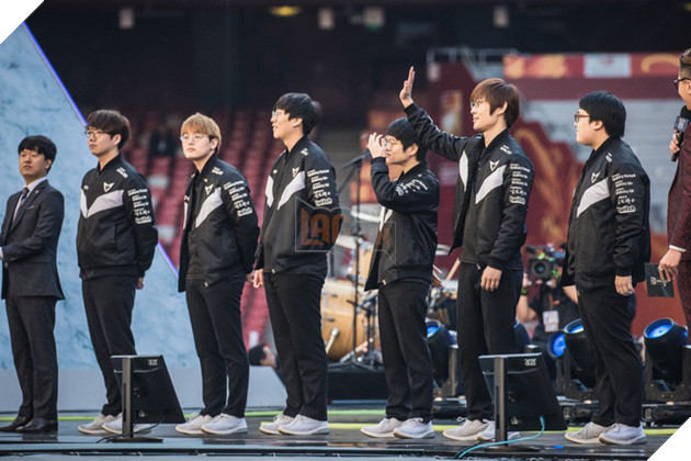LMHT - Những sự thật thú vị về Vòng bảng các kỳ CKTG: Cloud 9 đã ám quẻ các đội tuyển Trung Quốc như thế nào? - Ảnh 2.