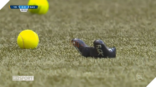 Câu lạc bộ bỏ bóng đá đi đầu tư cho esport, fan ruột ném cả gamepad để phản đối - Ảnh 1.