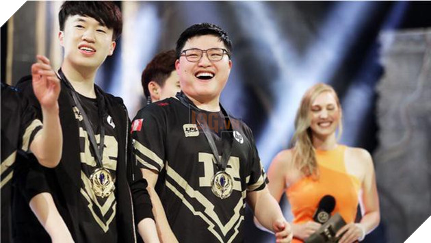 Xác xuất vô địch tại CKTG 2018: RNG đứng đầu với tỉ lệ 1 ăn 3, Phong Vũ Buffalo đồng cân SuperMassive! - Ảnh 2.