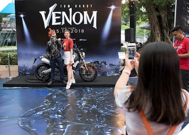 Ly Hai Minh Ha, Zero 9 cung hang loat sao Viet tham gia chao don Venom den Viet Nam 24 Lý Hải Minh Hà, Zero 9 cùng hàng loạt sao Việt tham gia chào đón Venom đến Việt Nam 24