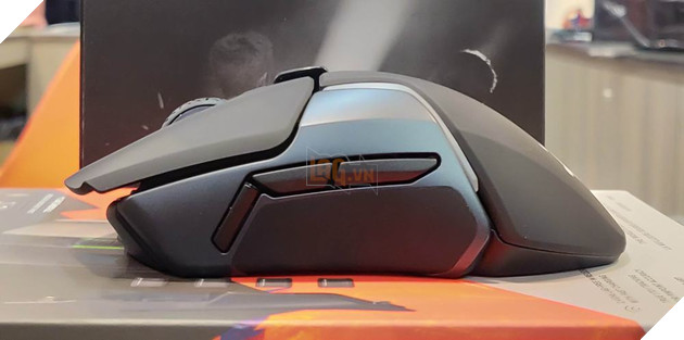 Tren tay nhanh Steelseries Rival 650 Wireless: Phien ban nang cap khong day cua Rival 600 7 Trên tay nhanh Steelseries Rival 650 Wireless: Phiên bản nâng cấp không dây của Rival 600 7