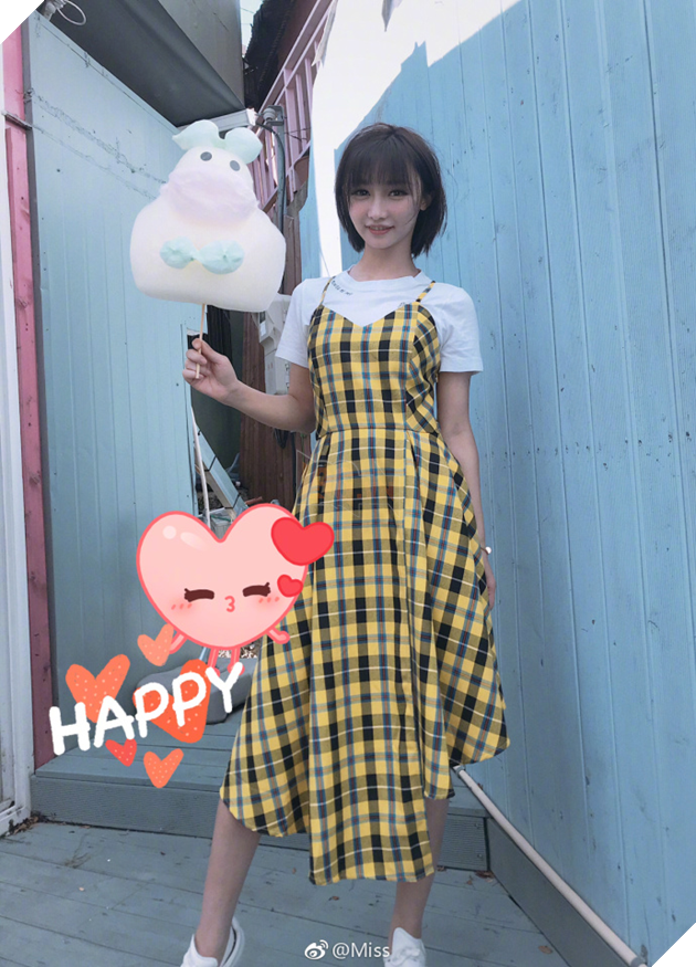 Miss, nữ streamer hàng đầu Trung Quốc và thực hư chuyện lương một năm lên đến 58 tỷ VNĐ - Ảnh 13. Miss, nữ streamer hàng đầu Trung Quốc và thực hư chuyện lương một năm lên đến 58 tỷ VNĐ - Ảnh 13.