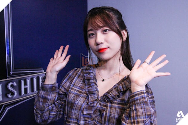 Phỏng vấn nữ MC của LCK: Faker không bao giờ phạm sai lầm hay tai nạn nào trong suốt cả sự nghiệp - Ảnh 2. Phỏng vấn nữ MC của LCK: Faker không bao giờ phạm sai lầm hay tai nạn nào trong suốt cả sự nghiệp - Ảnh 2.