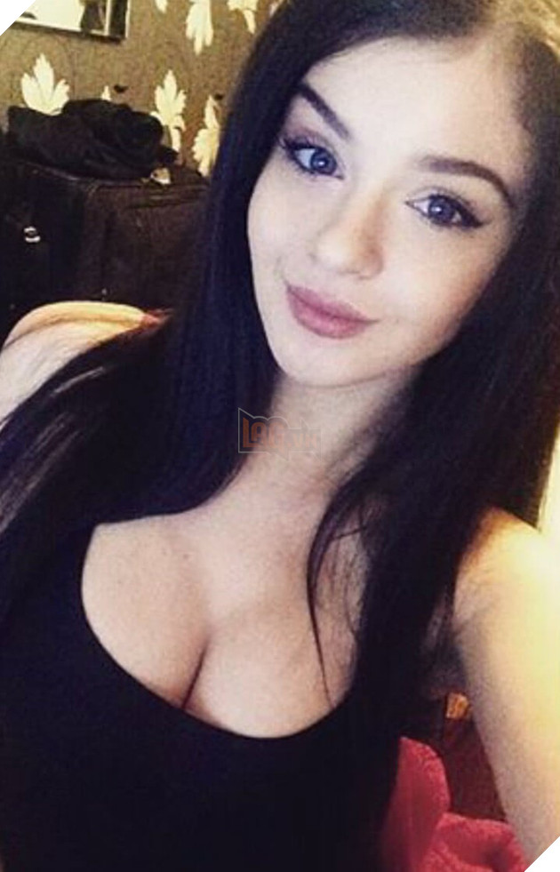 Những nữ streamer nóng bỏng và cuốn hút bậc nhất trên Twitch - Ảnh 9. Những nữ streamer nóng bỏng và cuốn hút bậc nhất trên Twitch - Ảnh 9.