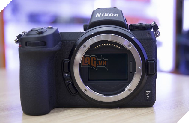 Trên tay Nikon Z7 - Camera Fullframe Mirrorless cao cấp nhất của Nikon 16