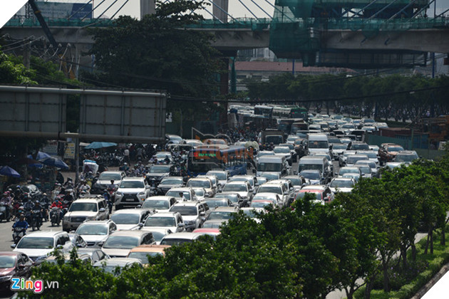 Sap gian giao truoc ham Thu Thiem, giao thong khu Dong Sai Gon te liet hinh anh 8