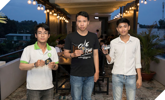 Viewing Party LMHT, cổ vũ Phong Vũ Buffalo trước tuyển Flash Wolves cực mạnh