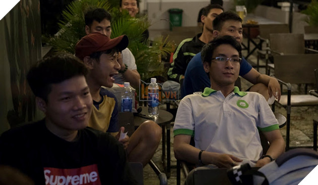 Viewing Party LMHT, cổ vũ Phong Vũ Buffalo trước tuyển Flash Wolves cực mạnh 5