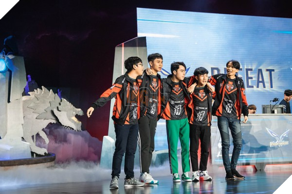 Thầy Ba tiếc nuối sau thất bại của PVB và tiết lộ đội hình trong mơ bất ngờ với sự thiếu vắng Zeros - Ảnh 1.