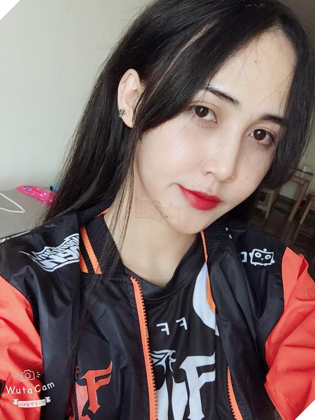 LMHT: FFQ.Windra đau đớn kể rằng cô bị chính những bạn bè thân thiết nhất tố cáo mình chuyển giới 3