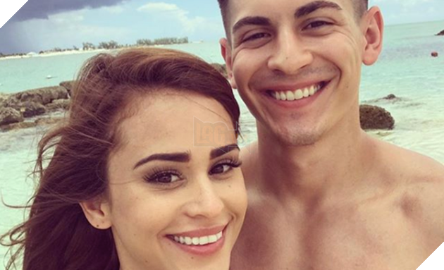 Game thủ giãi bày lí do chia tay nữ MC thời tiết nóng bỏng nhất thế giới: Tố bạn gái cũ là thợ đào mỏ  8