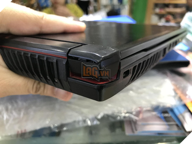 Sau cơn bão bản lề MSI Việt Nam quyết định sửa laptop miễn phí cho game thủ gặp lỗi này - Ảnh 1.