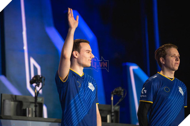 Đại địa chấn tại CKTG: KT Rolster và Royal Never Give Up cùng dắt nhau rời giải, G2 làm nên kỳ tích - Ảnh 1.