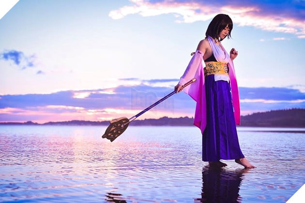 Choáng ngợp với bản cosplay Yuna cùng điệu nhảy trên mặt nước huyền thoại Final Fantasy