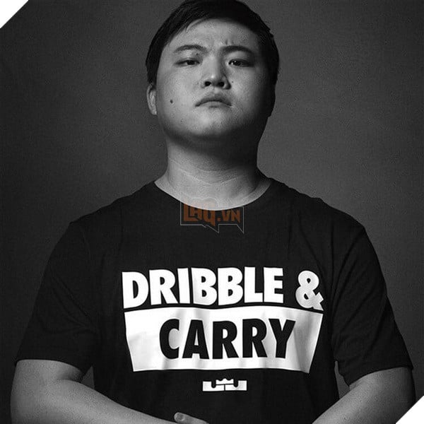 Siêu Xạ Thủ Uzi trở thành gương mặt cho sản phẩm mới nhất của Nike cùng với LeBron