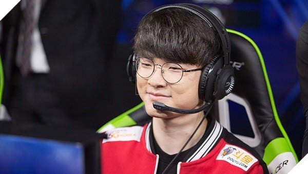 Uzi bị cộng đồng LMHT troll không thương tiếc: Cách để đánh bại xạ thủ hay nhất thế giới là mua vài con mắt - Ảnh 7.