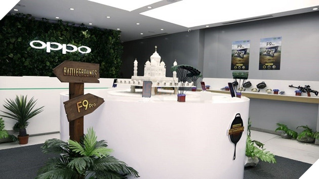Cửa hàng bán điện thoại với chủ đề PUBG cực chất vừa được OPPO hé lộ 2
