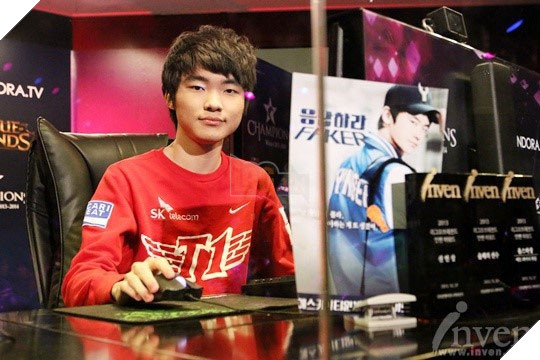 Có thể bạn chẳng tin, nhưng Faker ngày càng đẹp trai không thua gì tài tử - Ảnh 2.