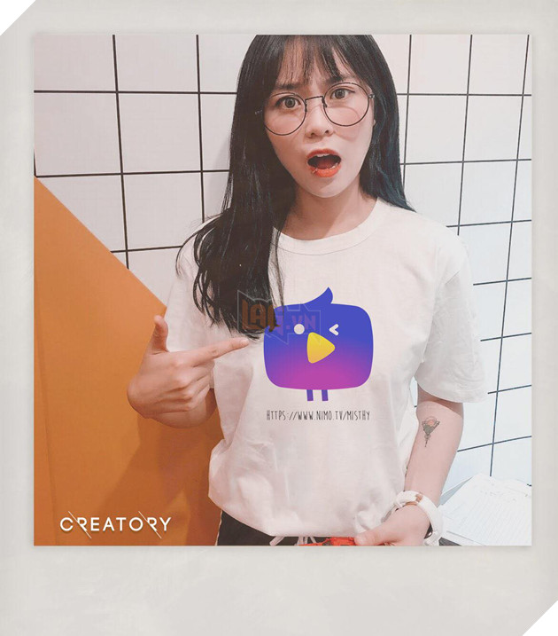 PewPew và Misthy - 2 Streamer nổi tiếng có thu nhập khủng từ đâu