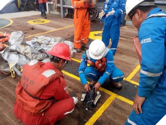 Máy bay của Lion Air Flight Indonesia rớt khi vừa cất cánh, 189 người mất tích 3