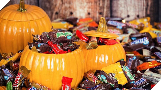 11 bi mat chua ke ve Halloween khien ban 'son toc gay' hinh anh 3