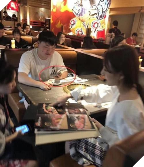 Vỡ mộng vô địch thế giới, Uzi còn bị chính fan hâm mộ quay lưng, đến cả gia đình cũng bị công kích - Ảnh 5.