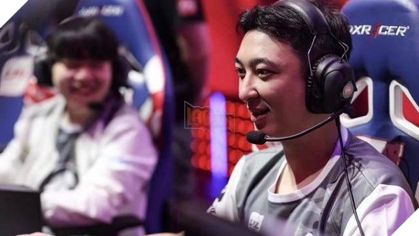 Faker và Uzi bị cộng đồng LMHT troll không thương tiếc khi IG vô địch CKTG 2018, Duke có skin vinh danh thứ 2 mà không phải làm gì - Ảnh 7. Faker và Uzi bị cộng đồng LMHT troll không thương tiếc khi IG vô địch CKTG 2018, Duke có skin vinh danh thứ 2 mà không phải làm gì - Ảnh 7.