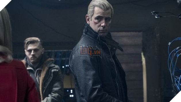 Review phim Cô gái trong lưới nhện ảo - Bộ phim toàn vẹn về hành động cân não 3