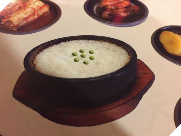 [Vui] Những bức ảnh thảm họa photoshop vừa nhìn đã biết là fake từ đầu chí cuối - Ảnh 1.