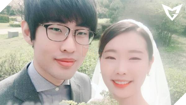 Lieu nhung co ban gai co that su dang khien cho nen The thao dien tu di xuong hay khong? 2 Những cô gái đang ‘phá hủy’ nền Thể Thao Điện Tử thế giới