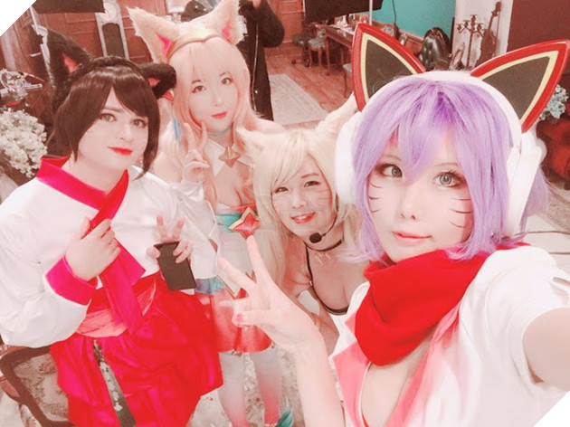 Không cần đợi đến All-Star, Sneaky đã đốt mắt fan hâm mộ bằng màn cosplay kết hợp cùng nhóm Spiral Cats - Ảnh 2. Không cần đợi đến All-Star, Sneaky đã đốt mắt fan hâm mộ bằng màn cosplay kết hợp cùng nhóm Spiral Cats - Ảnh 2.